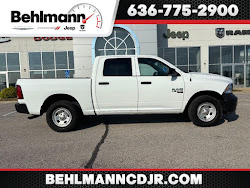 2022 RAM 1500 Classic 4WD Tradesman Crew Cab