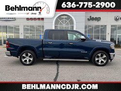 2021 RAM 1500 4WD Laramie Crew Cab