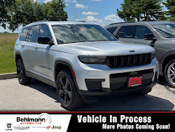 2023 Jeep Grand Cherokee L 4WD Altitude